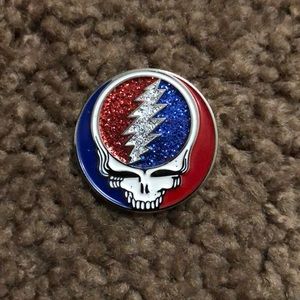 Grateful Dead stealie pin